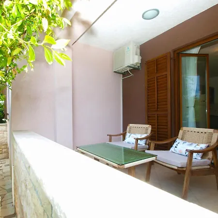 Family Friendly House With A Swimming Pool Valbandon, - 20772 Holiday home