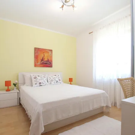 Family Friendly House With A Swimming Pool Valbandon, - 20772 Holiday home Fazana
