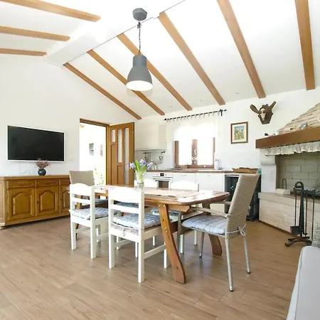 Ferienhaus Family Friendly House With A Swimming Pool Valbandon, - 20772