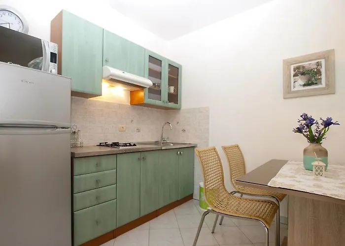 Ferienhaus Family Friendly House With A Swimming Pool Valbandon, - 20772 *