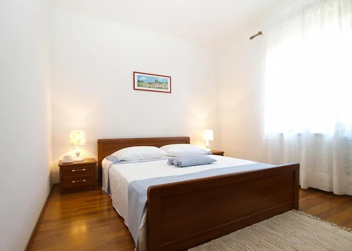 Family Friendly House With A Swimming Pool Valbandon, - 20772