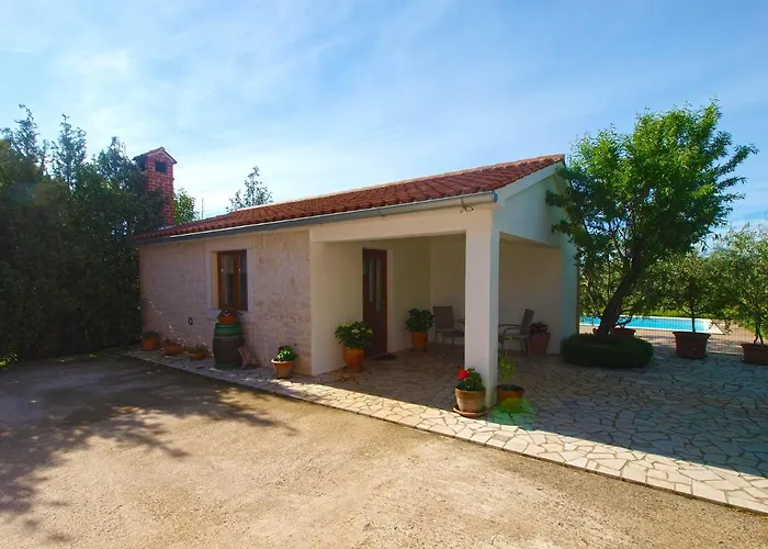 Family Friendly House With A Swimming Pool Valbandon, - 20772